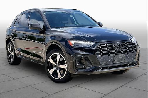 Mythos Black Metallic 2023 Audi Q5 45 S line Prestige