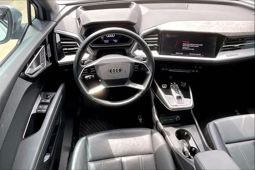 Glacier White Metallic 2024 Audi Q4 e-tron Prestige 50 quattro