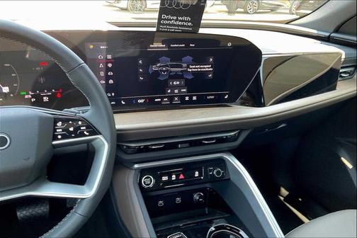 2025 Audi Q5 Premium