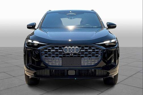 2025 Audi Q5 Premium