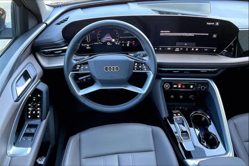 2025 Audi Q5 Premium TFSI quattro S tronic