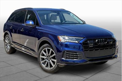 2024 Audi Q7 45 Premium Plus