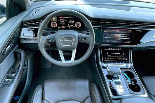 2021 Audi Q8 55 Prestige