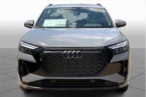 2025 Audi Q4 e-tron Premium 55 quattro