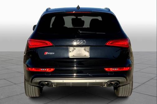 Phantom Black Pearl Effect 2014 Audi SQ5 3.0T Prestige
