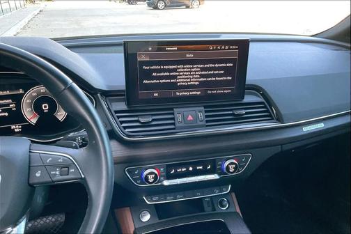 2023 Audi Q5 45 S line Premium Plus