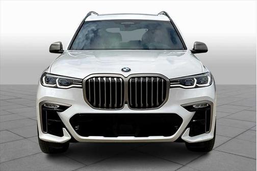 2022 BMW X7 M50i