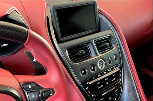 2020 Aston Martin DBS Superleggera