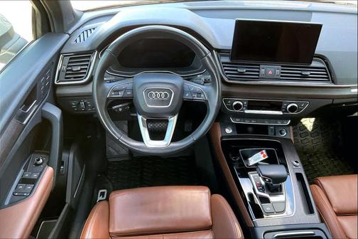 2022 Audi Q5 45 S line Premium Plus