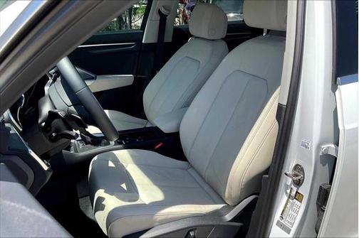 2025 Audi Q3 45 S line Premium Plus