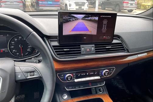 2024 Audi Q5 40 Premium