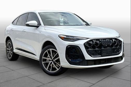 Glacier White m 2026 Audi Q5 Sportback Premium Plus TFSI quattro S tronic