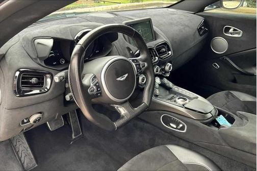 2019 Aston Martin Vantage Base