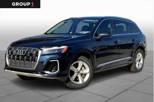 2025 Audi Q7 55 Premium