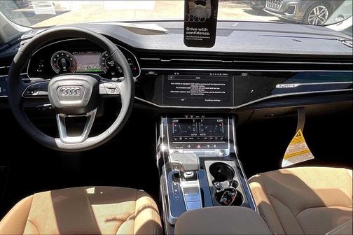 2025 Audi Q7 55 Premium Plus
