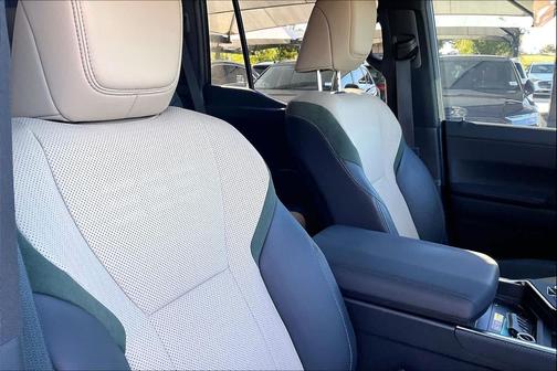 2025 Lexus GX 550 Overtrail+
