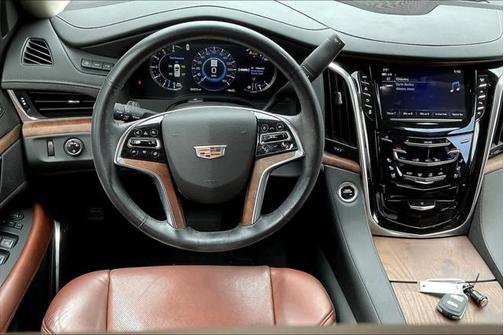 2020 Cadillac Escalade Luxury