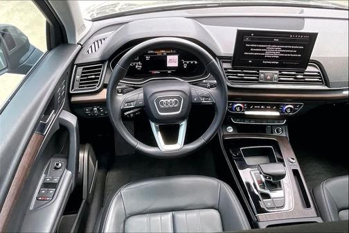 Chronos Gray Metallic 2023 Audi Q5 45 S line Premium Plus