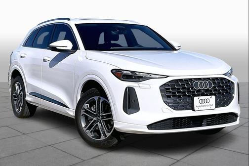 2025 Audi Q5 Premium TFSI quattro S tronic