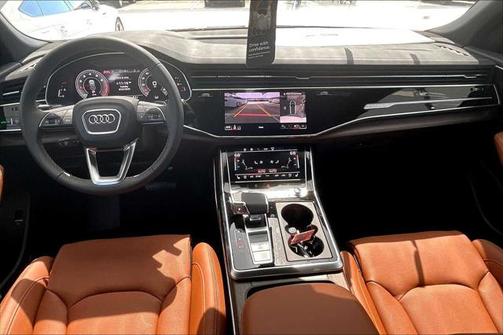 2025 Audi Q8 55 Prestige