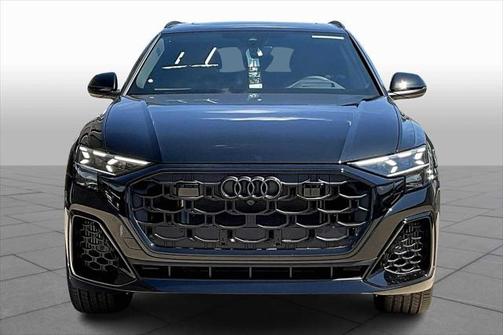 2025 Audi Q8 55 Prestige