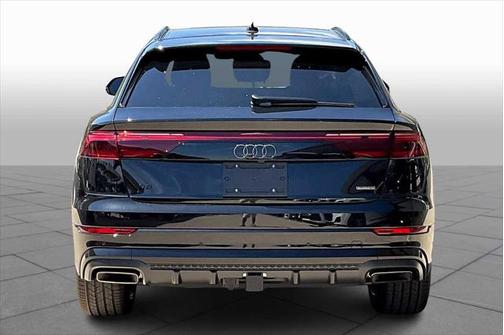 2025 Audi Q8 55 Prestige