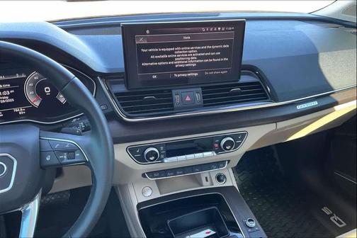 2023 Audi Q5 40 Premium Plus