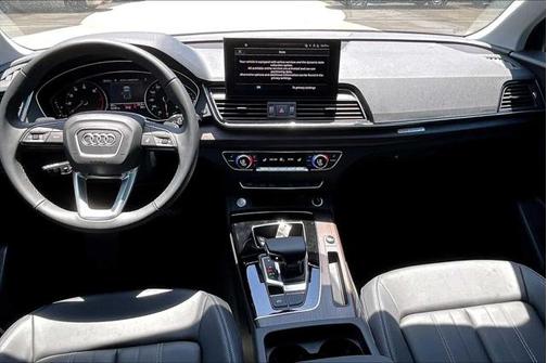 2025 Audi Q5 40 Premium