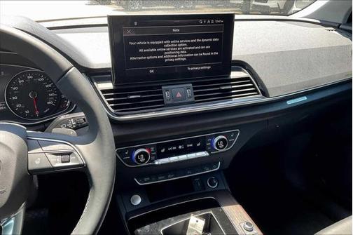 2025 Audi Q5 40 Premium