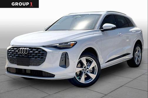 Glacier White m 2026 Audi Q5 Premium Plus