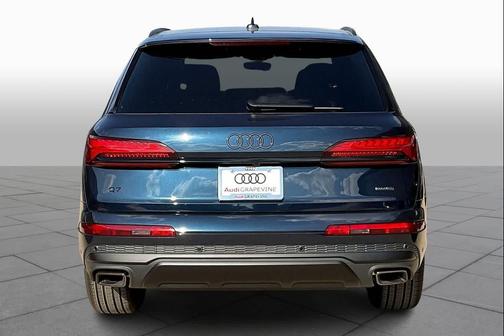 2026 Audi Q7 45 Premium Plus