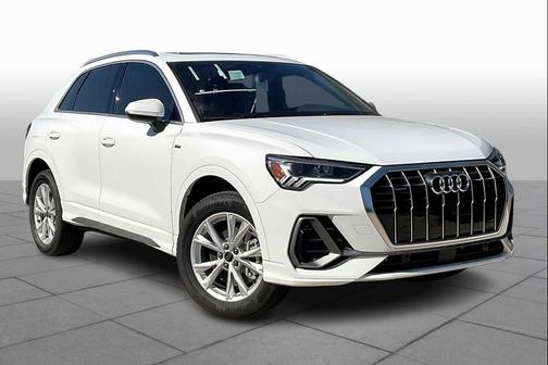 2025 Audi Q3 Premium 45 TFSI S line quattro Tiptronic