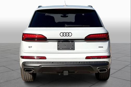 2026 Audi Q7 55 Premium Plus
