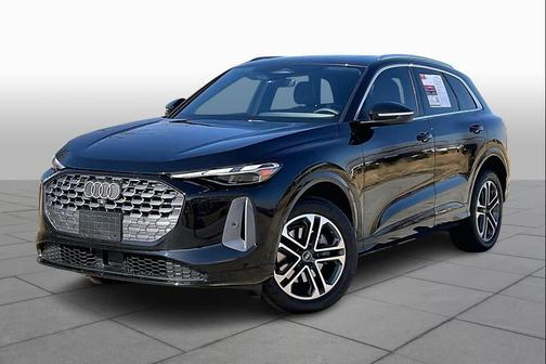 2025 Audi Q5 Premium TFSI quattro S tronic