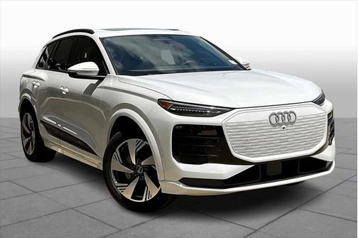 2025 Audi Q6 e-tron Premium Plus quattro
