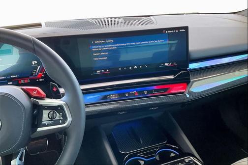 Marina Bay Blue Metallic 2025 BMW M5 Base