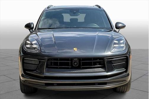 2022 Porsche Macan Base