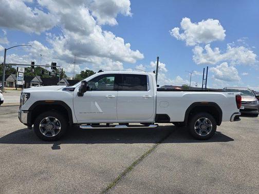 2025 GMC Sierra 2500 SLE