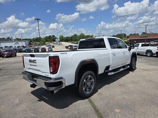 2025 GMC Sierra 2500 SLE