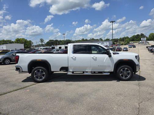 2025 GMC Sierra 2500 SLE