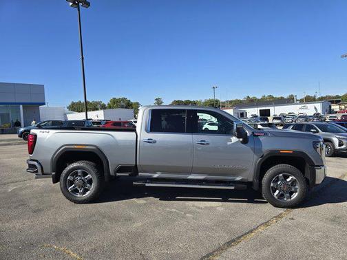 2026 GMC Sierra 2500 SLT