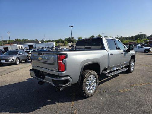 2025 Chevrolet Silverado 2500 High Country