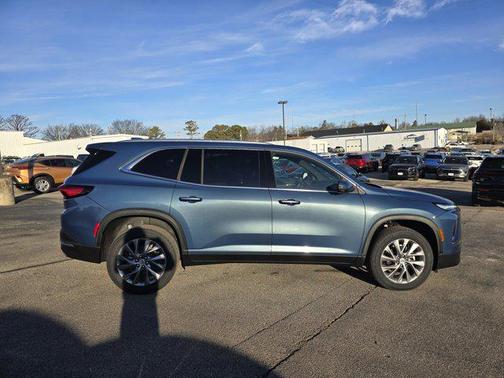 2025 Buick Enclave Preferred FWD