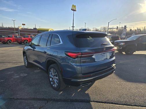 2025 Buick Enclave Preferred FWD