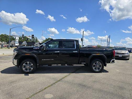 2025 GMC Sierra 2500 SLT