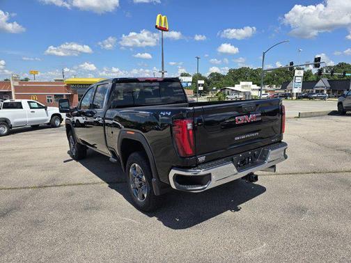 2025 GMC Sierra 2500 SLT