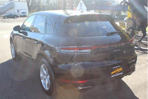 Black 2020 Porsche Macan Macan S