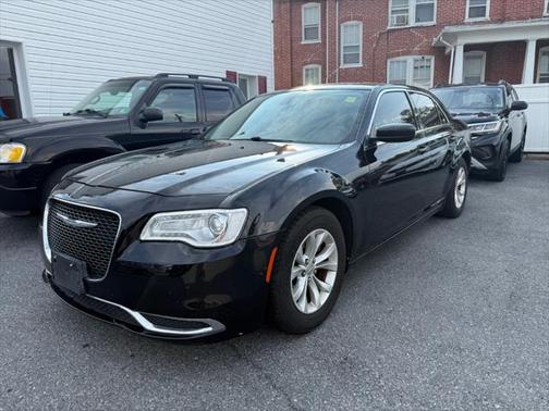2015 Chrysler 300 Limited