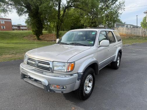 ALUMINUM/SILVER 2000 Toyota 4Runner Limited 4WD
