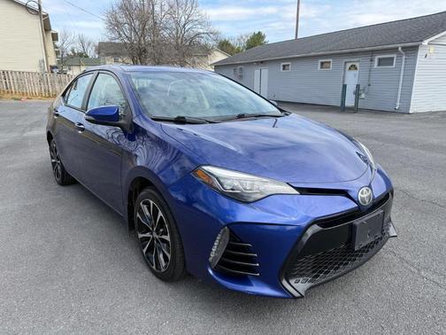 Blue Crush Metallic 2017 Toyota Corolla SE